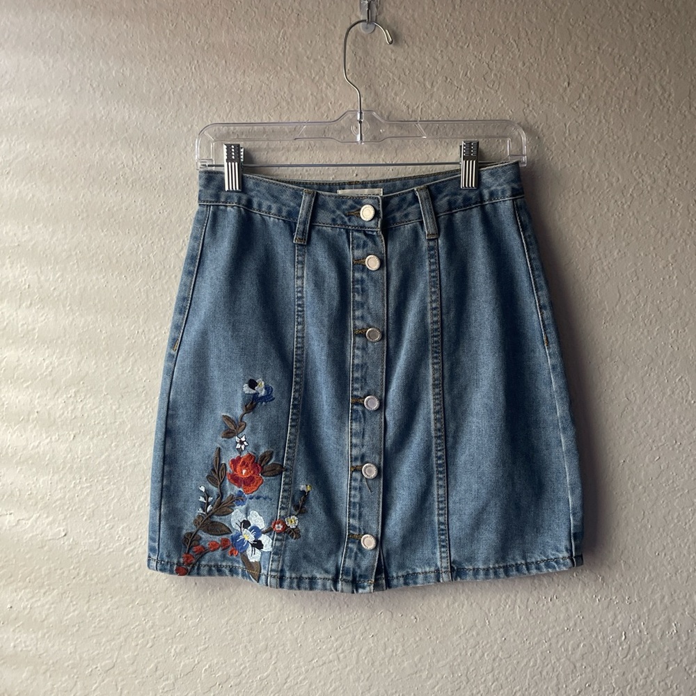 Floral Embroidered Denim Mini Skirt